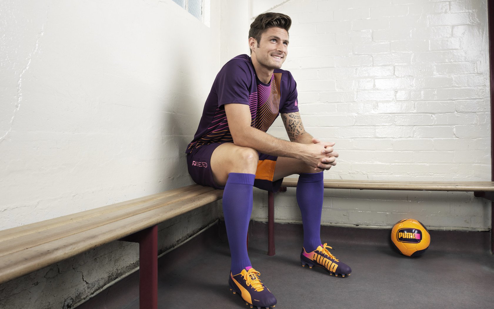 世界杯：扩军后首届亚洲区抽签出炉 国足同组对手含日本与中东两强